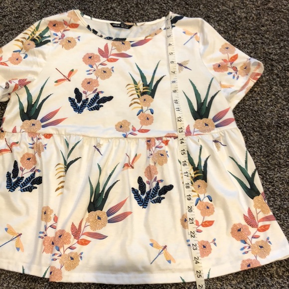 Shein Floral size XL maternity t-shirt - Picture 4 of 5